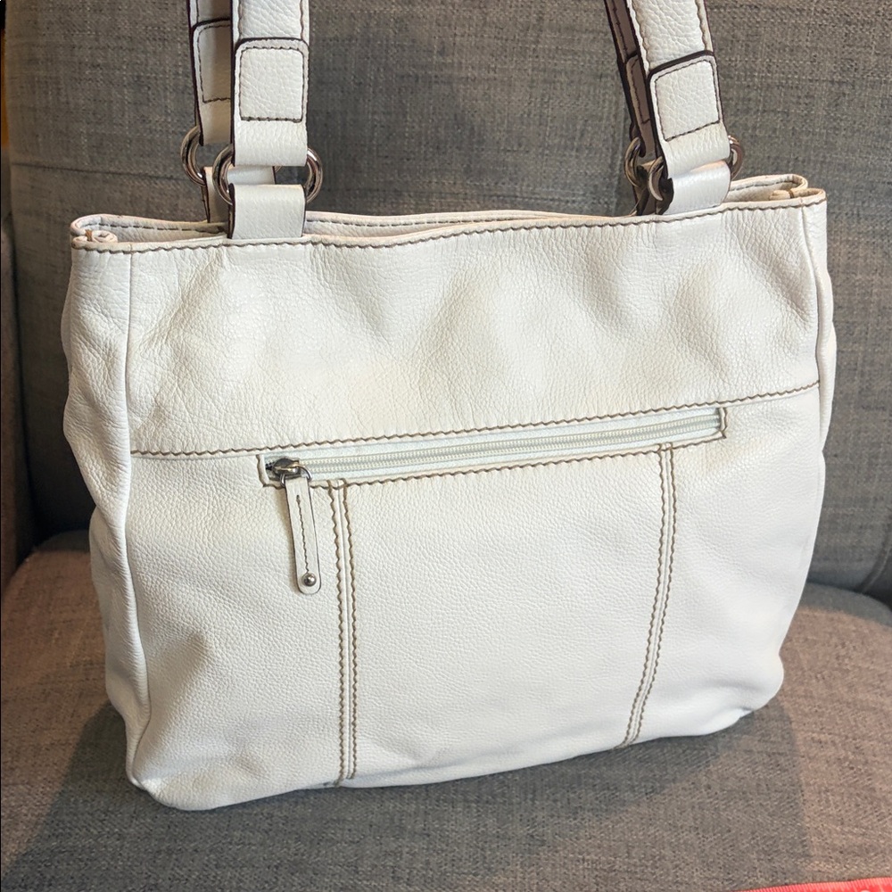Tignanello White Leather Shoulder Bag with Silver Hardware - Picture 10 of 16